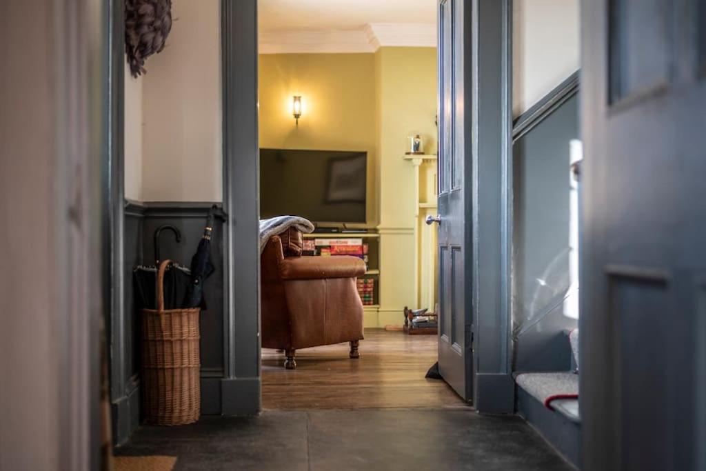 Georgian Country House -Panoramic Views -Sleeps 12 Ruthin Exterior foto